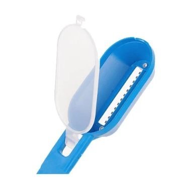0ff22b82a6a04ce5229639eb66161a88.jpg Efficient Mess-Free Fish Scale Scraper
